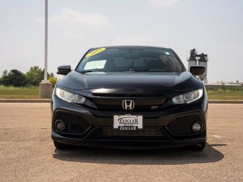 Used 2018 Honda Civic Si image 2