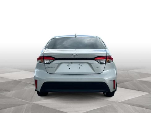 Used 2026 Toyota Corolla LE FWD image 7