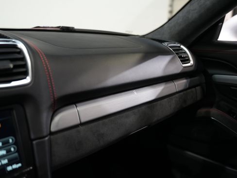 Used 2016 Porsche Cayman GT4 image 41