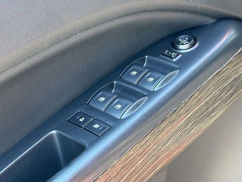 Used 2019 GMC Canyon Denali AWD/4WD image 16