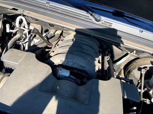 Used 2019 Chevrolet Tahoe LT AWD/4WD image 33