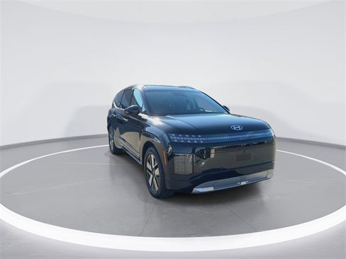 New 2026 Hyundai Ioniq 9 SEL image 6