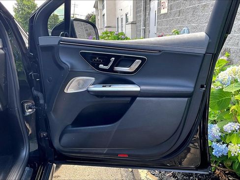 Certified 2023 Mercedes-Benz EQE 350+ 4MATIC SUV image 18