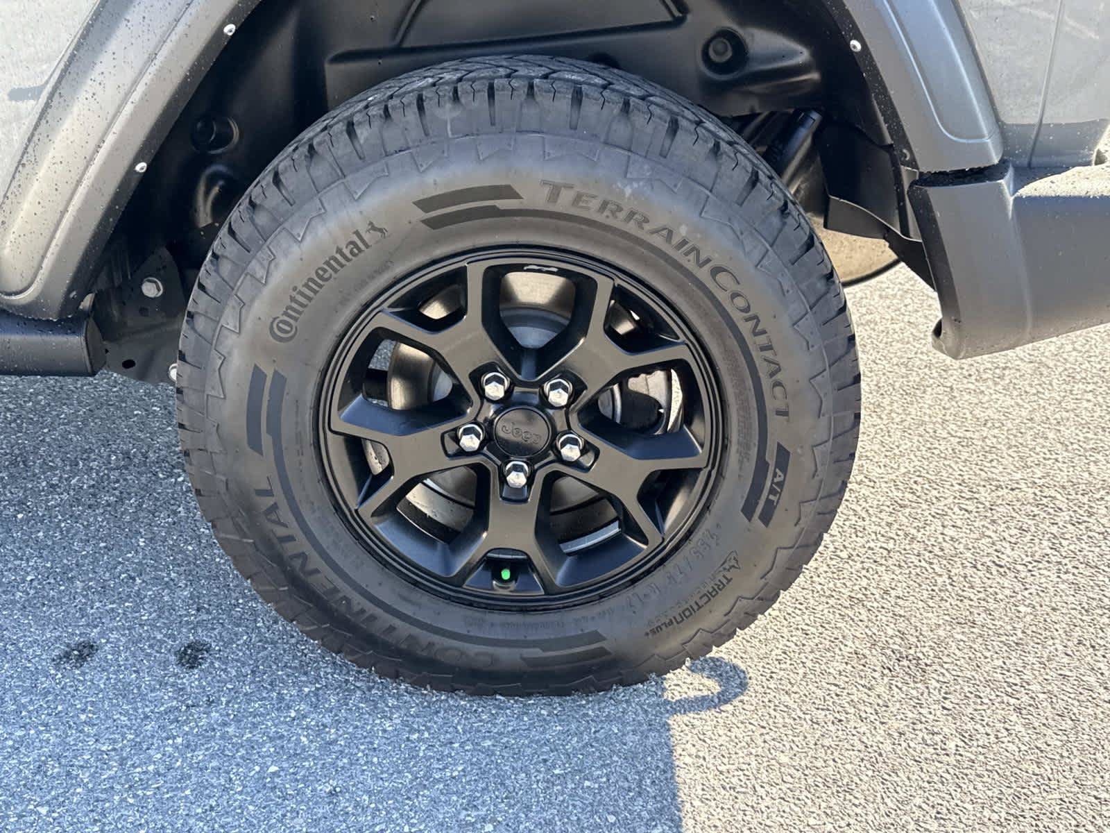 Used 2021 Jeep Wrangler Sport AWD/4WD image 24
