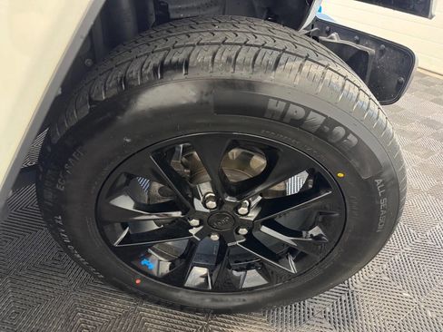 Used 2022 Jeep Wrangler Unlimited Sahara w/ Cold Weather Group image 48