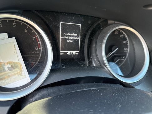 Used 2023 Toyota Camry LE image 7