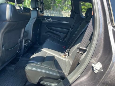 Used 2017 Jeep Grand Cherokee Limited AWD/4WD image 14