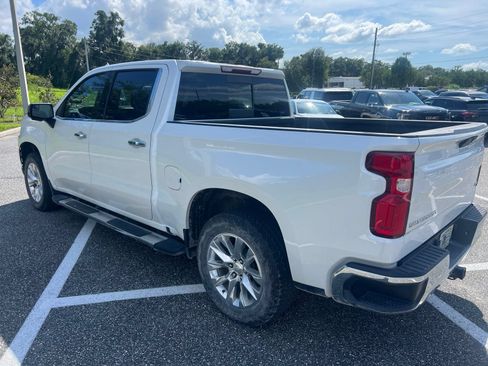 Used 2020 Chevrolet Silverado 1500 LTZ AWD/4WD image 4