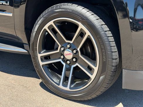 Used 2018 GMC Yukon XL Denali w/ Open Road Package AWD/4WD image 26