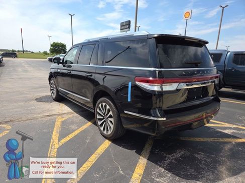 Used 2024 Lincoln Navigator L Reserve AWD/4WD image 3
