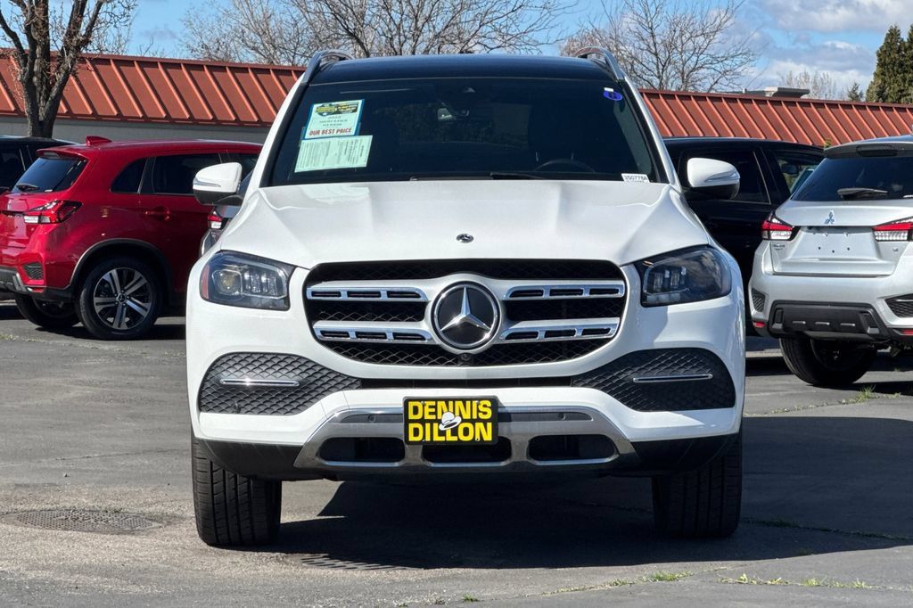 Used 2022 Mercedes-Benz GLS 450 4MATIC image 10