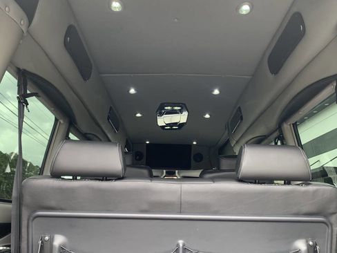 Used 2024 Mercedes-Benz Sprinter 3500 image 34