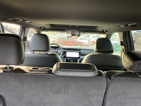 New 2026 Jeep Grand Cherokee Altitude AWD/4WD image 15