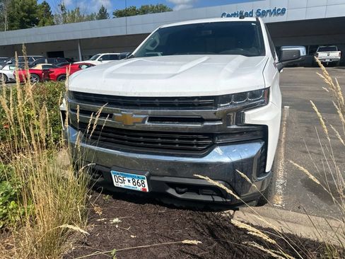 Used 2019 Chevrolet Silverado 1500 LT w/ All-Star Edition AWD/4WD image 3
