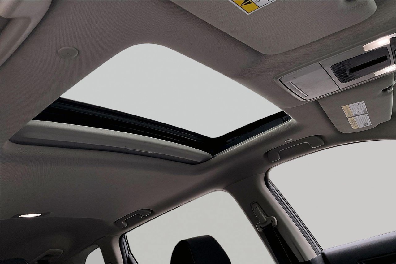 Used 2025 Honda CR-V EX image 15