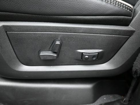 New 2026 RAM 2500 Laramie w/ Night Edition AWD/4WD image 15
