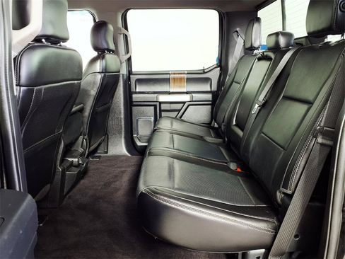 Used 2017 Ford F150 Lariat image 9