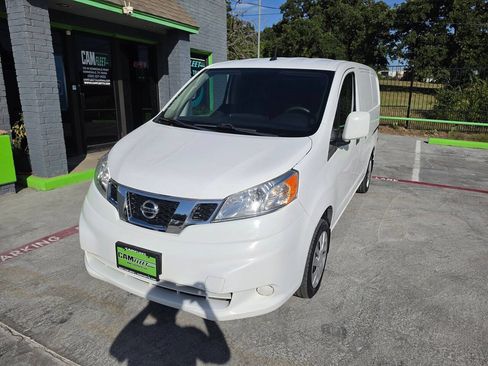 Used 2017 Nissan NV200 SV w/ Technology Package FWD image 3