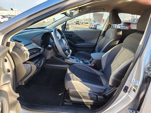 Used 2025 Subaru Crosstrek 2.0i Premium image 32