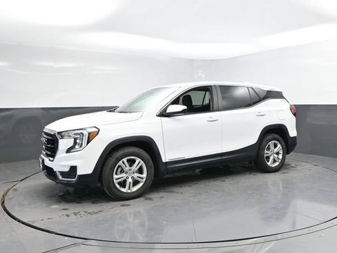 Used 2024 GMC Terrain SLE AWD/4WD image 7