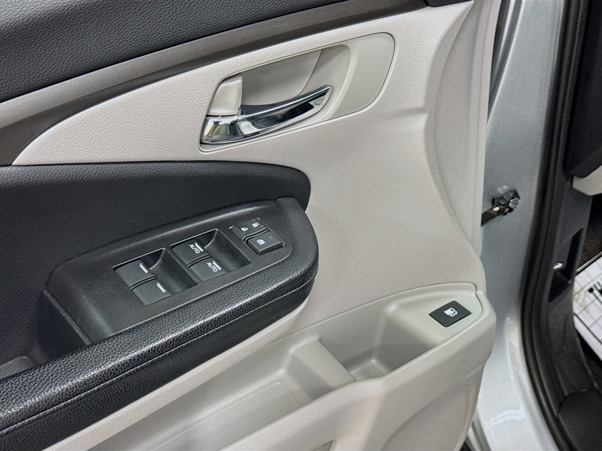Used 2018 Honda Ridgeline RTL image 17