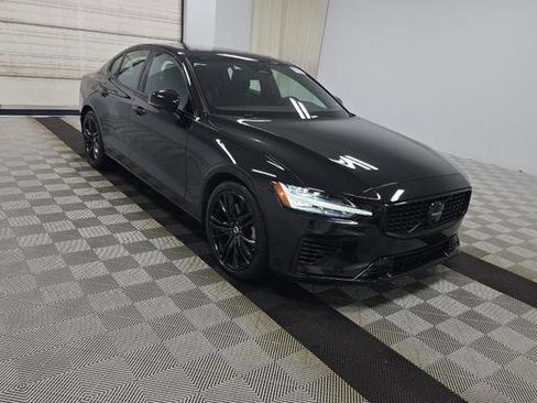 Used 2023 Volvo S60 T8 Plus w/ Climate Package image 2