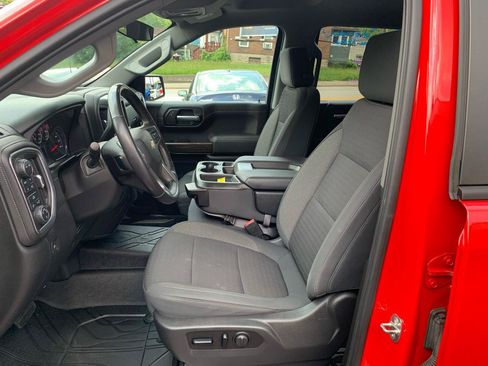 Used 2020 Chevrolet Silverado 1500 LT w/ Convenience Package AWD/4WD image 17
