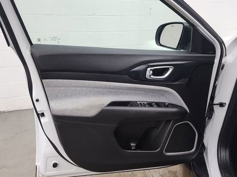 Used 2022 Jeep Compass Latitude w/ Convenience Group image 9