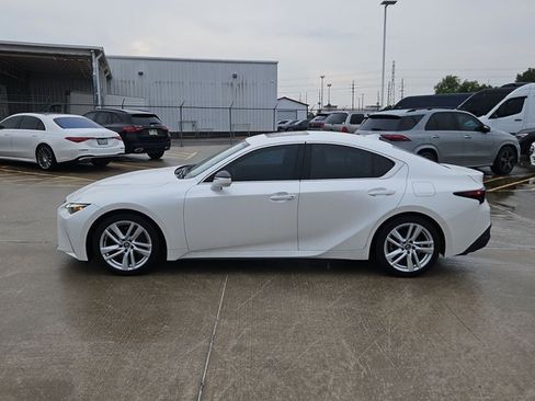 Used 2024 Lexus IS 300 w/ Comfort Package RWD image 8