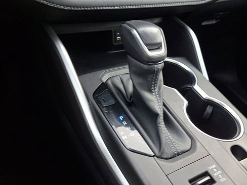 Used 2022 Toyota Highlander XLE image 17