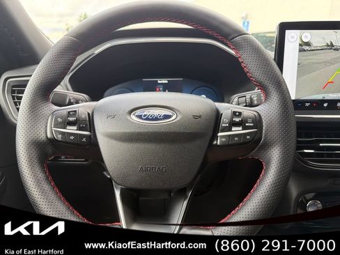 Used 2023 Ford Escape ST-Line Elite w/ Premium Technology Package AWD/4WD image 35