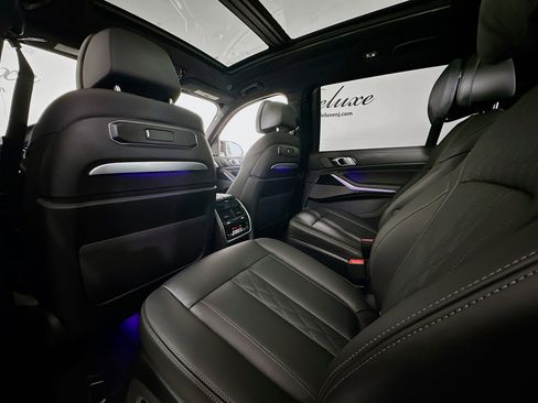 Used 2024 BMW X7 M60i w/ Executive Package image 24
