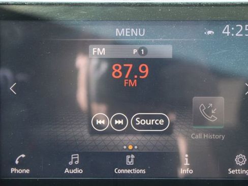 Used 2021 Nissan Rogue SV AWD/4WD image 25