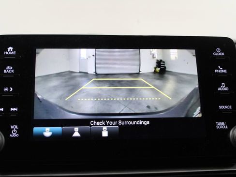 Used 2018 Honda Accord Sport image 30