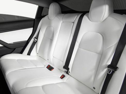 Used 2020 Tesla Model 3 Performance image 17