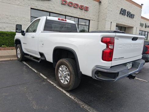 Used 2022 Chevrolet Silverado 3500 LT w/ Convenience Package image 3