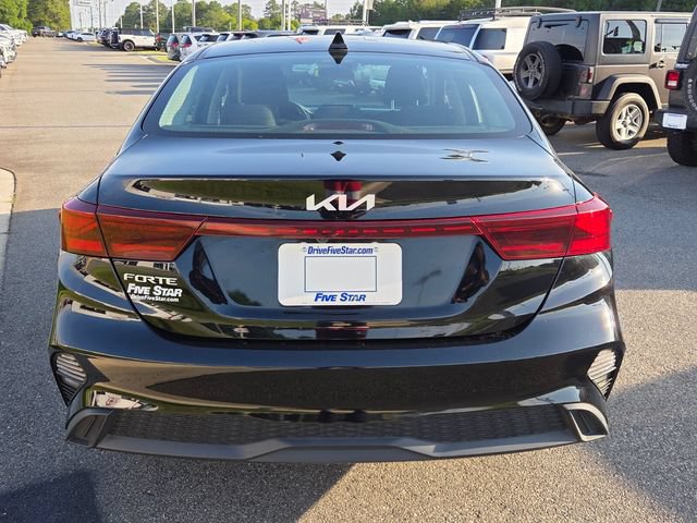 Used 2023 Kia Forte LXS FWD image 10
