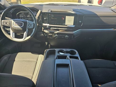Used 2024 GMC Sierra 1500 SLE w/ Preferred Package AWD/4WD image 18