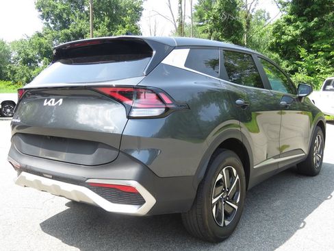 Used 2023 Kia Sportage LX AWD/4WD image 16