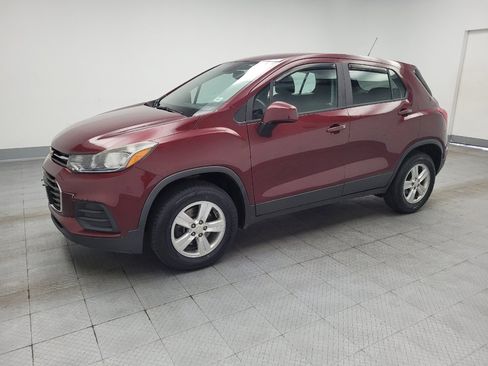 Used 2017 Chevrolet Trax LS AWD/4WD image 2