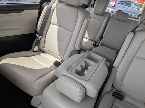 Used 2025 Honda Odyssey EX-L image 12