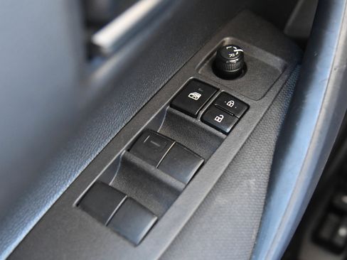 Used 2024 Toyota Corolla LE FWD image 31