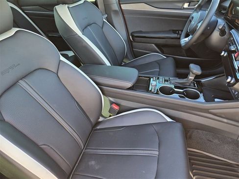 New 2026 Kia K5 GT-Line image 10
