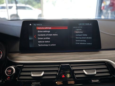 Used 2017 BMW 540i xDrive AWD/4WD image 45