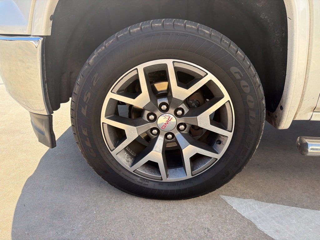 Used 2015 GMC Sierra 1500 SLT w/ SLT Crew Cab Value Package AWD/4WD image 9