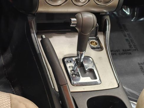 Used 2011 Mitsubishi Galant FWD image 6