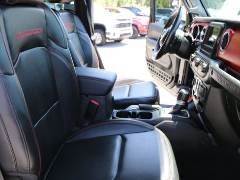 Used 2021 Jeep Wrangler Rubicon AWD/4WD image 24