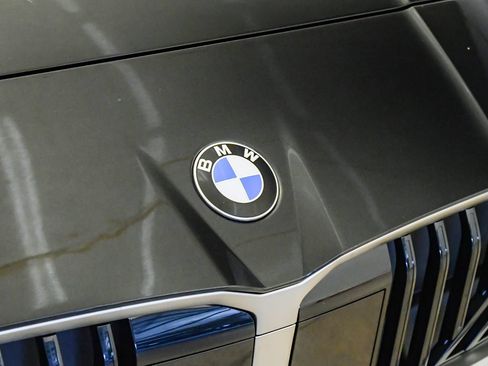 Used 2026 BMW 228i w/ Premium Package FWD image 8