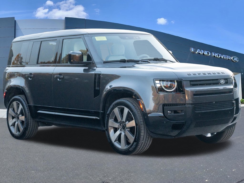 Used 2026 Land Rover Defender 110 V8 AWD/4WD image 3