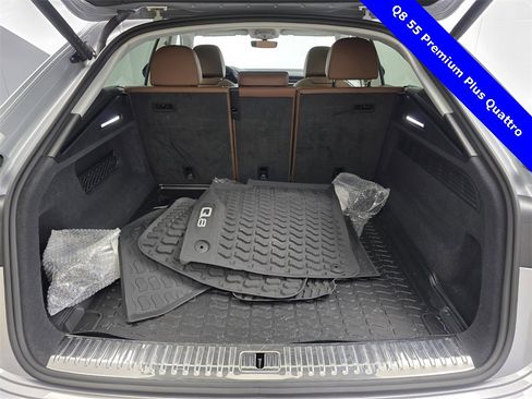 Used 2022 Audi Q8 Premium Plus w/ Premium Plus Package image 16